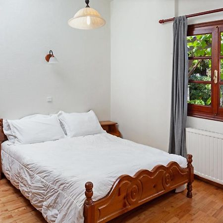 לינה וארוחת בוקר פורטאריה Elatos Country House מראה חיצוני תמונה