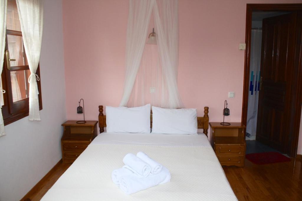 לינה וארוחת בוקר פורטאריה Elatos Country House מראה חיצוני תמונה